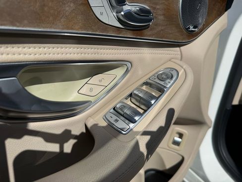 Used 2015 Mercedes-Benz C 300 4MATIC Sedan image 18