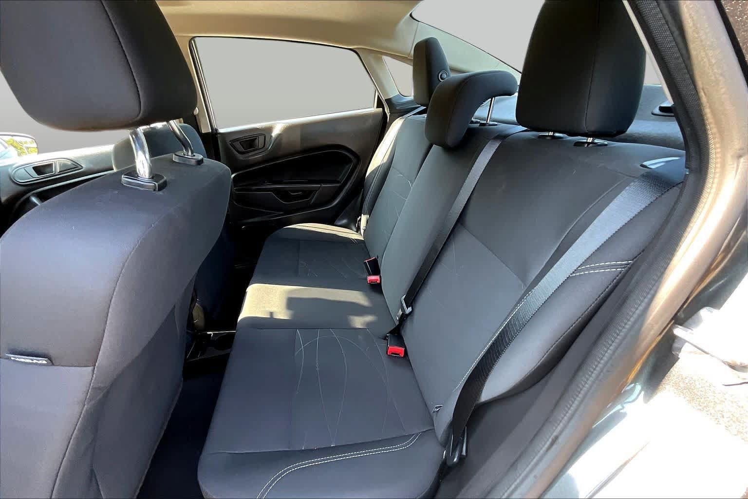 Used 2019 Ford Fiesta SE FWD image 20