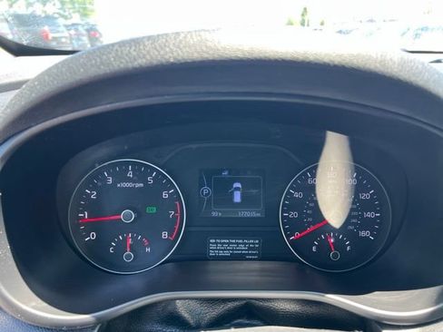 Used 2019 Kia Sportage LX AWD/4WD image 11