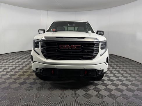 Used 2023 GMC Sierra 1500 AT4 w/ AT4 Preferred Package image 10