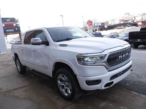 Used 2019 RAM 1500 Limited image 11