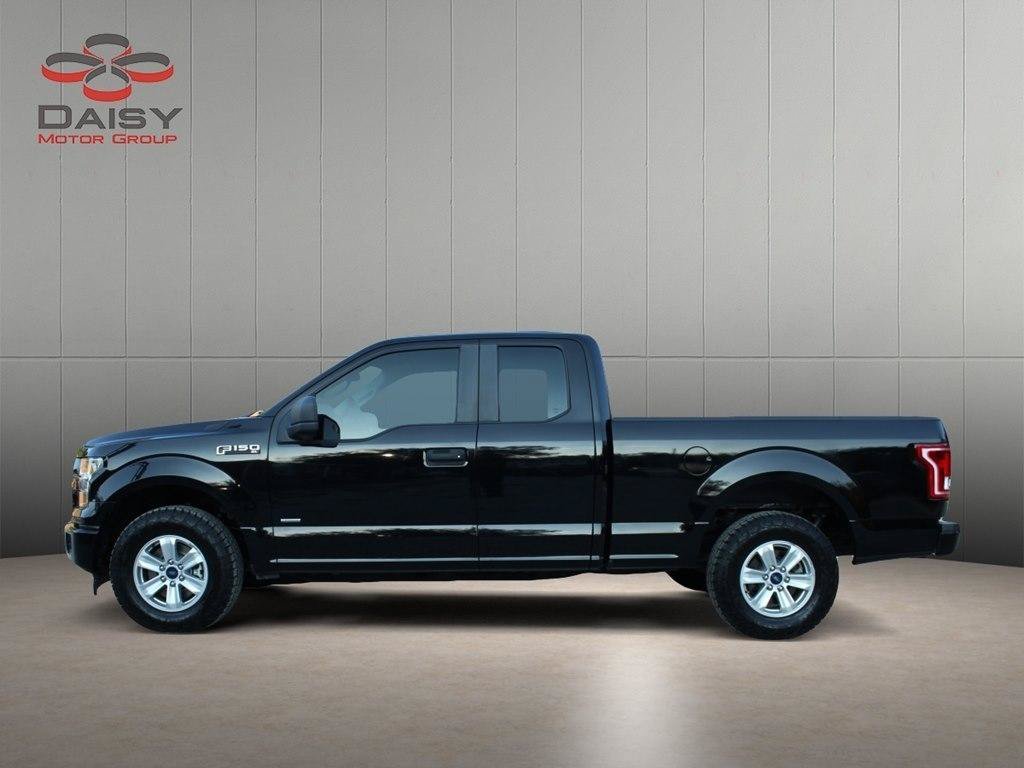 Used 2017 Ford F150 XL w/ Equipment Group 101A Mid RWD image 8
