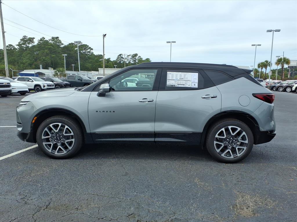 New 2026 Chevrolet Blazer RS w/ Driver Confidence II Package FWD image 6
