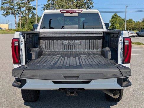 New 2025 GMC Sierra 2500 Denali w/ Denali Reserve Package image 15