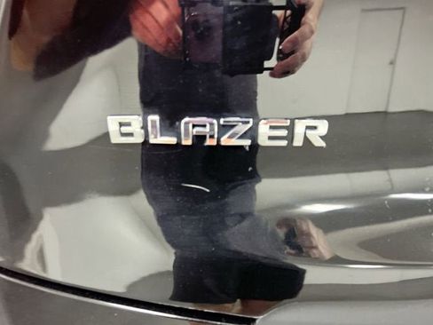 Certified 2024 Chevrolet Blazer LT w/ Convenience Package image 31