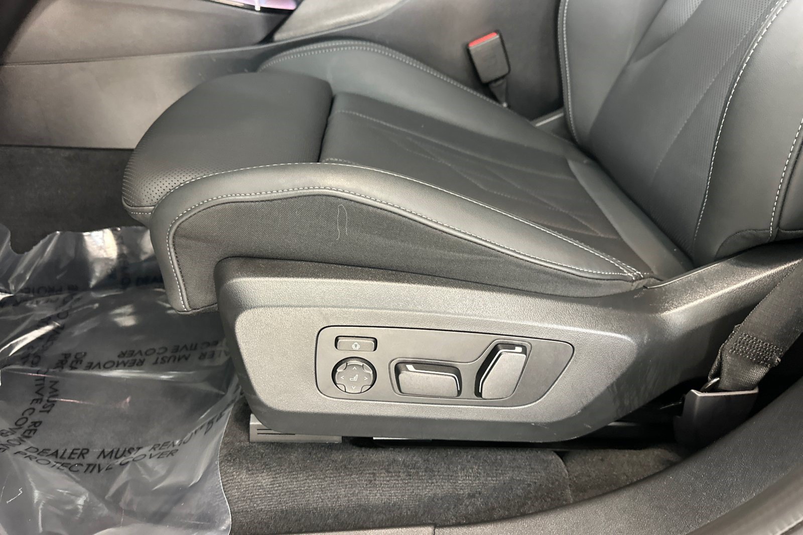 Certified 2025 BMW X3 xDrive30i w/ Convenience Package AWD/4WD image 15