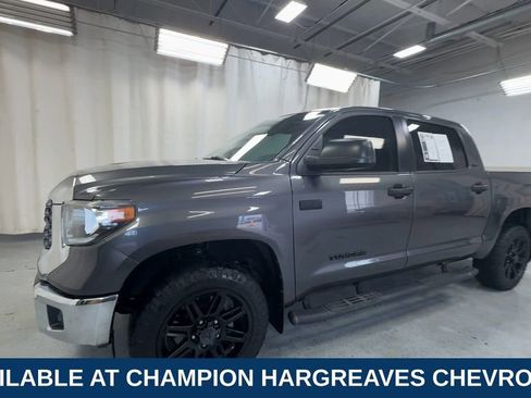 Used 2020 Toyota Tundra SR5 w/ SR5 Upgrade Package AWD/4WD image 5