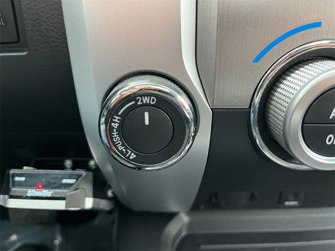 Used 2014 Toyota Tundra Platinum image 15