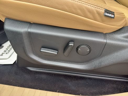 Used 2019 Ford F150 XLT w/ Equipment Group 302A Luxury image 13