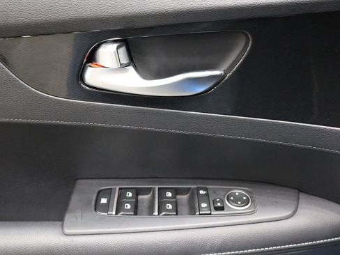 Used 2023 Kia Forte GT-Line image 17