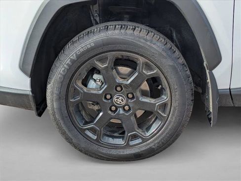Used 2023 Toyota RAV4 AWD Hybrid image 7
