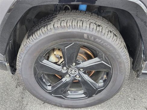 Used 2021 Toyota RAV4 XSE image 17