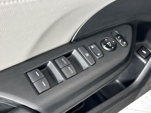 Used 2019 Honda Civic EX-L image 26