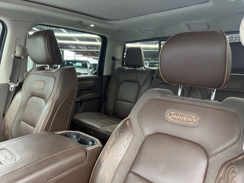 Used 2025 RAM 1500 Limited image 15