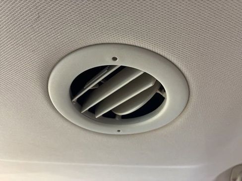 Used 2016 Lincoln Navigator Reserve image 27