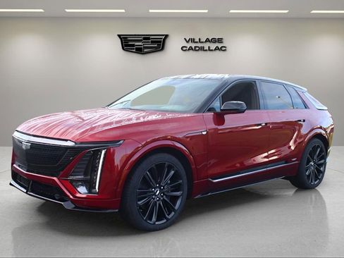 New 2026 Cadillac Lyriq V AWD/4WD image 1