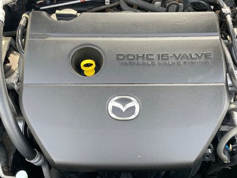 Used 2010 MAZDA MAZDA3 s Grand Touring FWD image 26