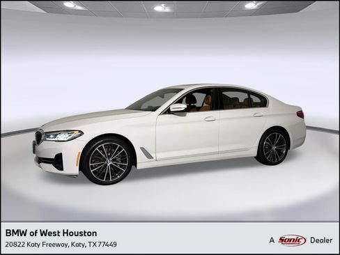 Used 2022 BMW 530i w/ Convenience Package RWD image 1