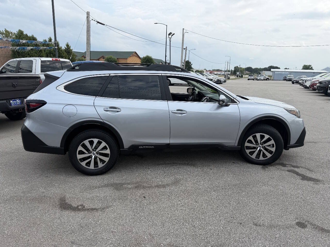 Used 2022 Subaru Outback Premium AWD/4WD image 8