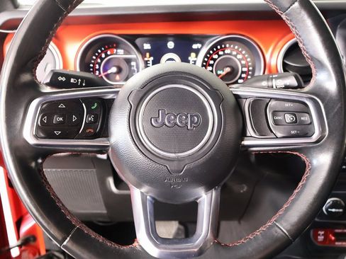 Used 2018 Jeep Wrangler Rubicon image 3