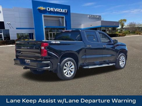 Used 2023 Chevrolet Silverado 1500 Custom AWD/4WD image 27