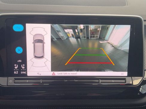 New 2026 Volkswagen Atlas Cross Sport SEL R-Line image 24