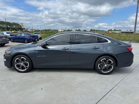 Used 2021 Chevrolet Malibu LT FWD image 7