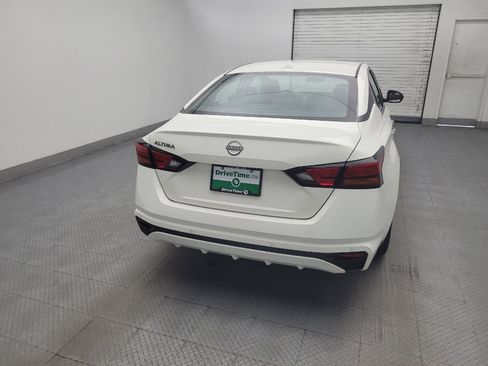 Used 2025 Nissan Altima 2.5 SV FWD image 7