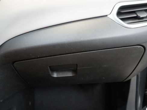 Used 2020 Chevrolet Equinox LS FWD image 37