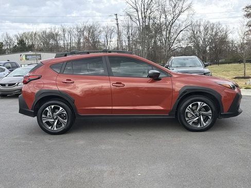 Used 2024 Subaru Crosstrek 2.0i Premium image 2