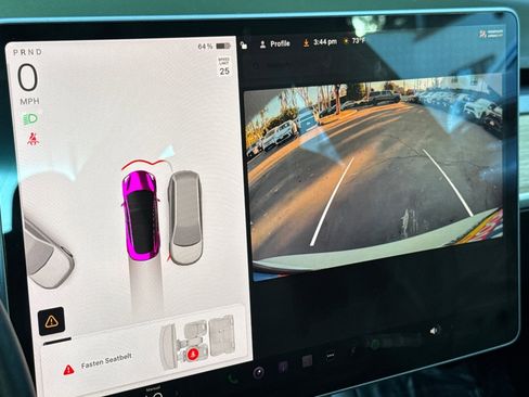 Used 2022 Tesla Model 3 image 19