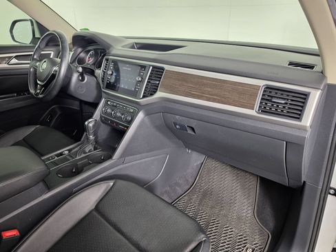 Used 2019 Volkswagen Atlas SE FWD image 41
