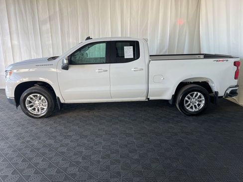 Used 2023 Chevrolet Silverado 1500 LT image 23