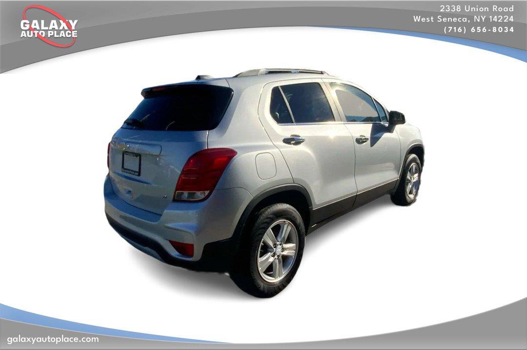 Used 2019 Chevrolet Trax LT w/ LT Convenience Package AWD/4WD image 5