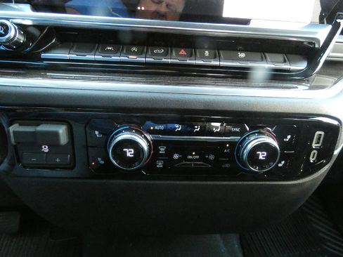 New 2026 GMC Sierra 1500 Elevation image 23