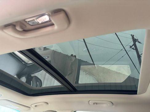 Used 2023 Genesis GV70 2.5T w/ Select Package image 30