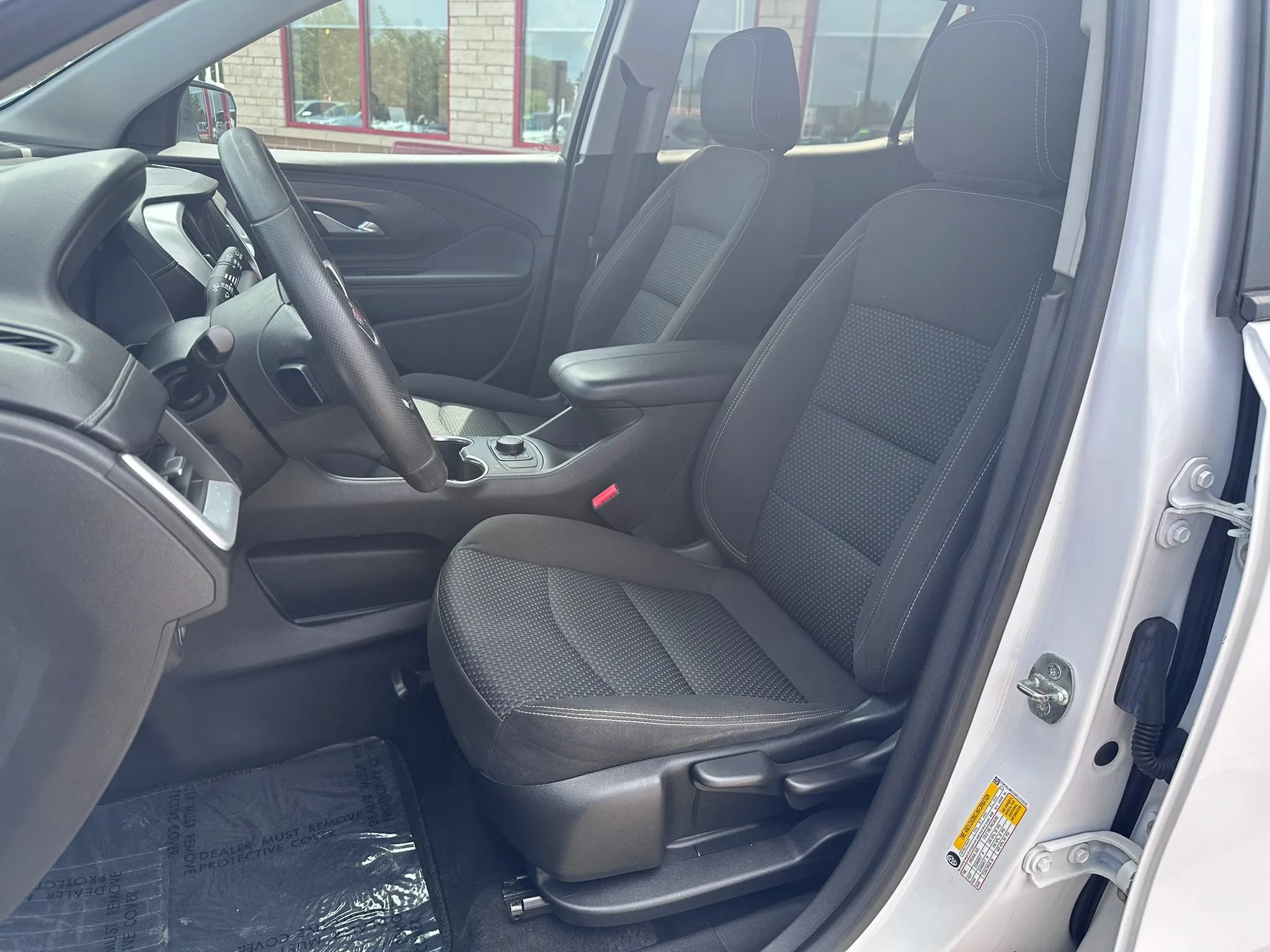 Used 2023 GMC Terrain SLE w/ LPO, Floor Liner Package FWD image 10