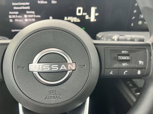 Certified 2025 Nissan Kicks SV image 24