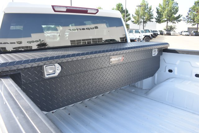 Used 2024 GMC Sierra 1500 SLE RWD image 12