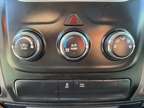 Used 2018 RAM 1500 Tradesman w/ Popular Equipment Group RWD image 28