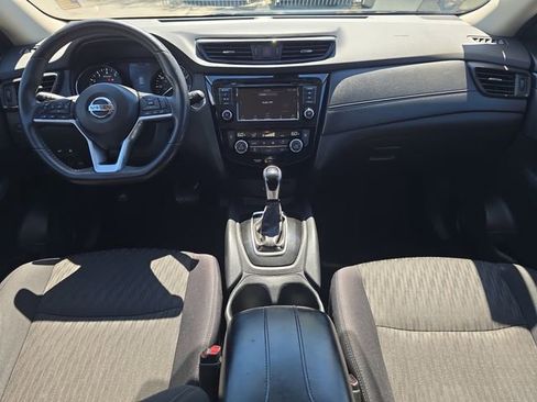 Certified 2020 Nissan Rogue SV image 13