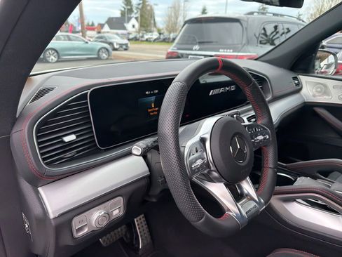 Used 2023 Mercedes-Benz GLE 53 AMG 4MATIC image 10