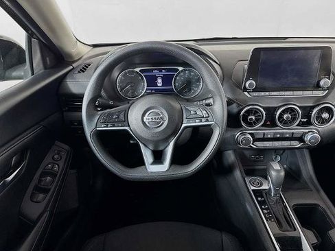 Certified 2023 Nissan Sentra SV FWD image 19