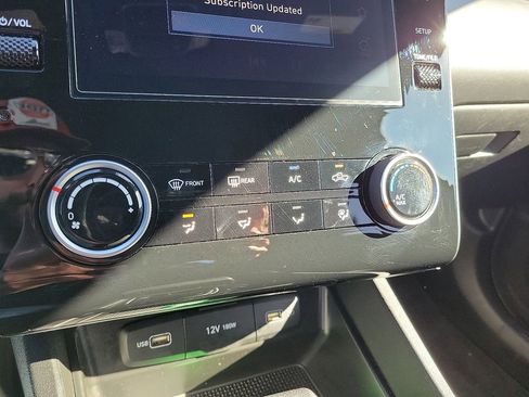 Used 2023 Hyundai Santa Cruz SEL image 17