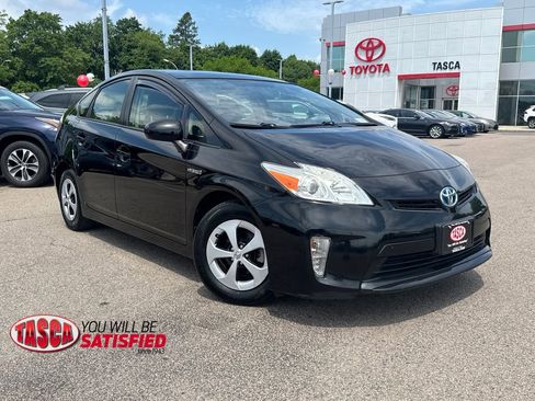 Used 2015 Toyota Prius Three w/ Solar Roof Package FWD image 1