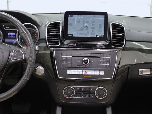 Used 2018 Mercedes-Benz GLS 450 4MATIC image 56