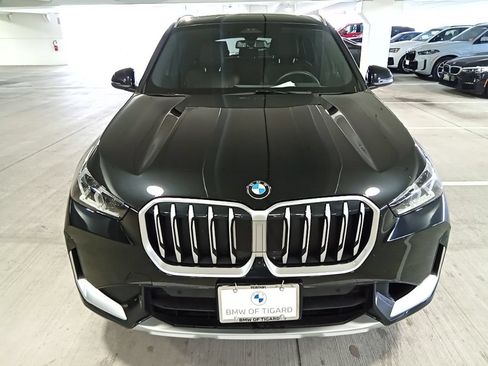 Used 2025 BMW X1 xDrive28i w/ Premium Package AWD/4WD image 2