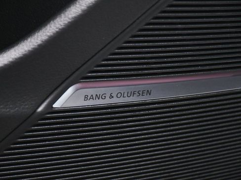 Used 2024 Audi SQ8 Premium Plus w/ Black Optic Package image 11