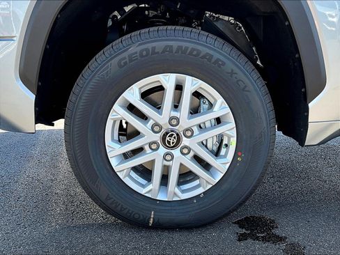New 2026 Toyota Tundra SR5 AWD/4WD image 21