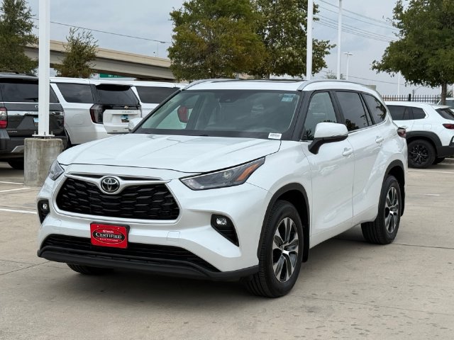 Used 2026 Toyota Highlander XLE AWD/4WD image 7